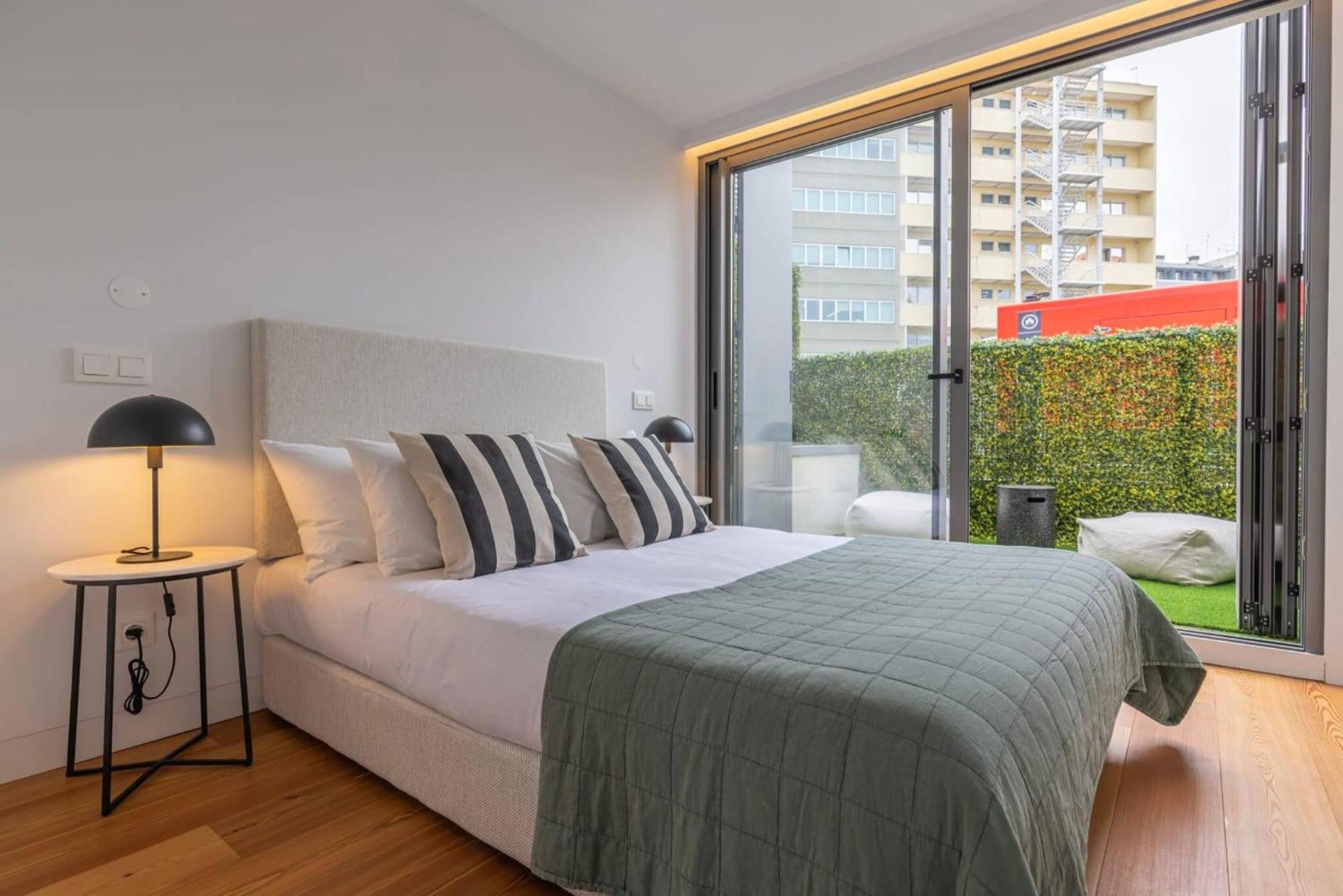Oasis 28 By Innkeeper Lisboa Екстериор снимка